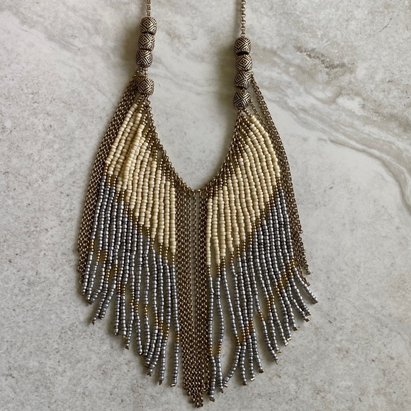 Beaded and metal necklace - Picture 2 of 6